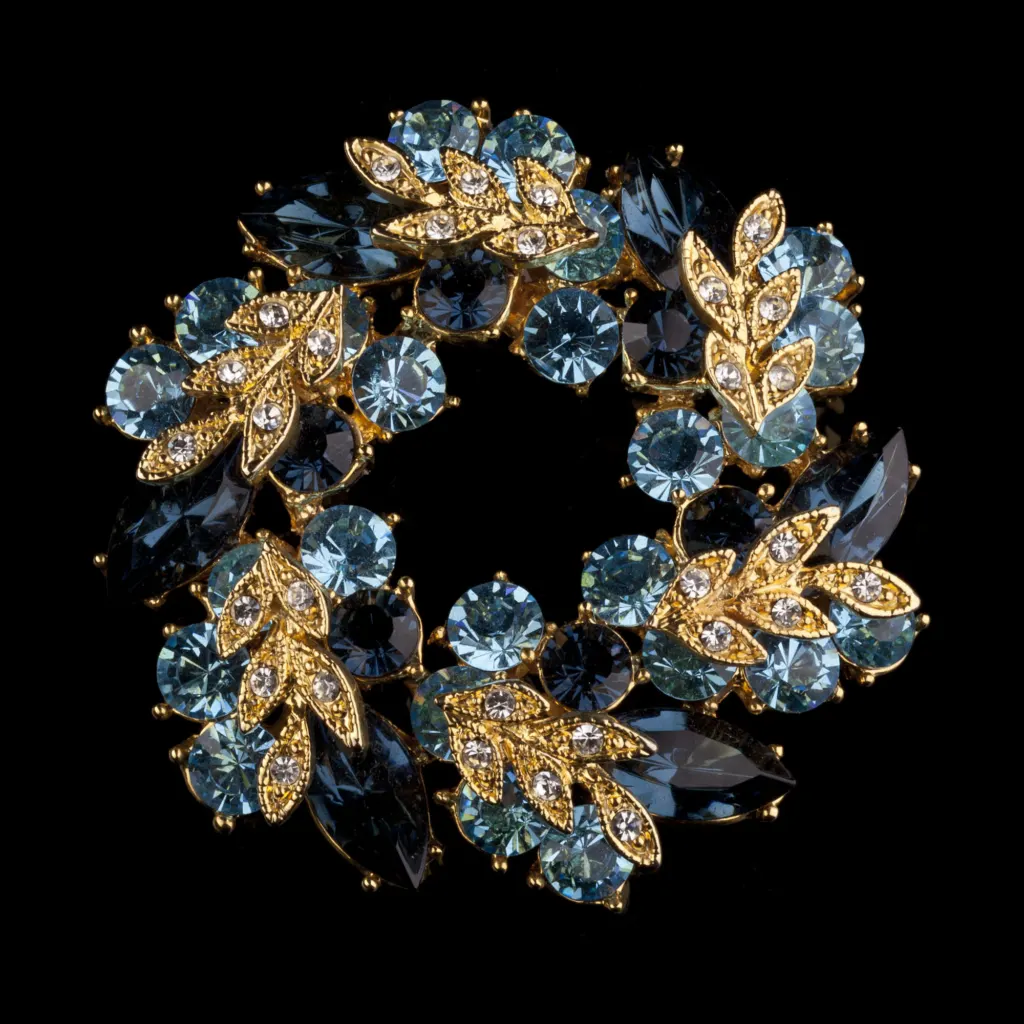 Virtuti Jewellery — commercial and product photograph in London, UK, frame 3 of 31.